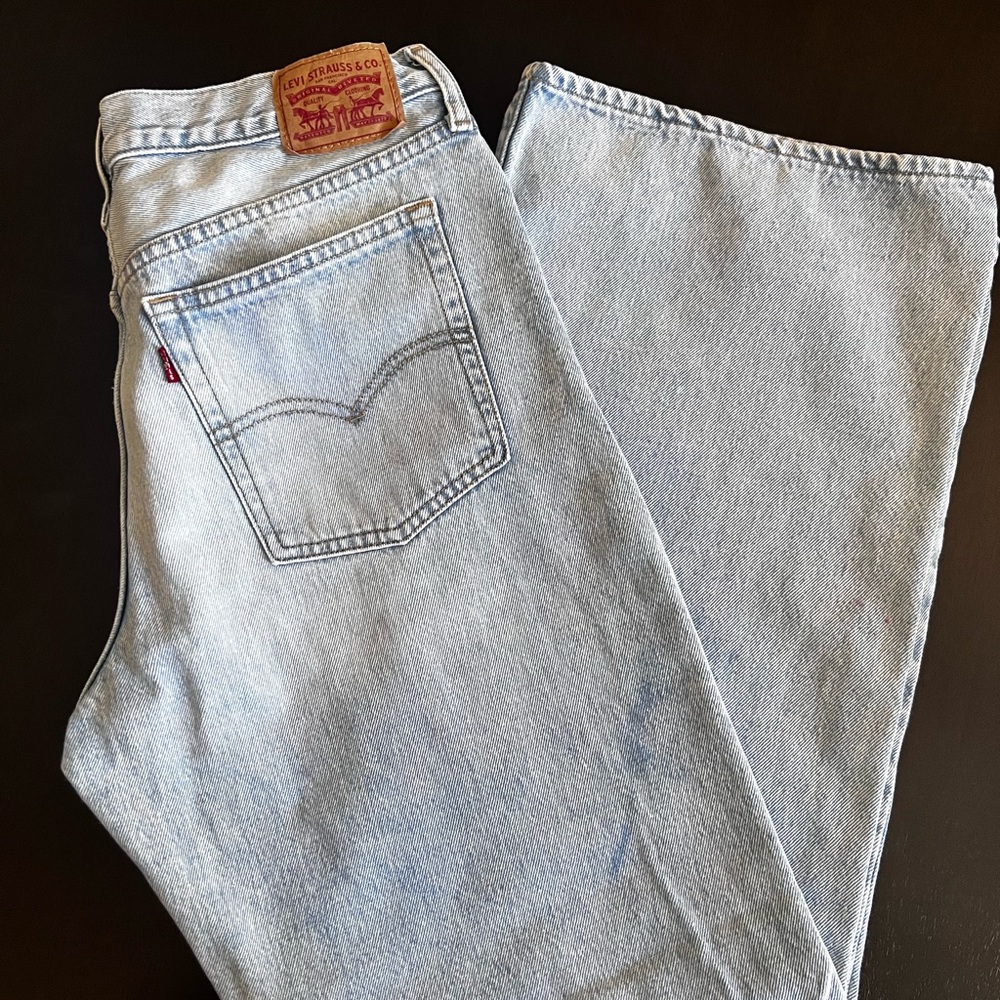 Levi's Women's 90’s Baggy Bootcut  Light Blue Straight Jeans